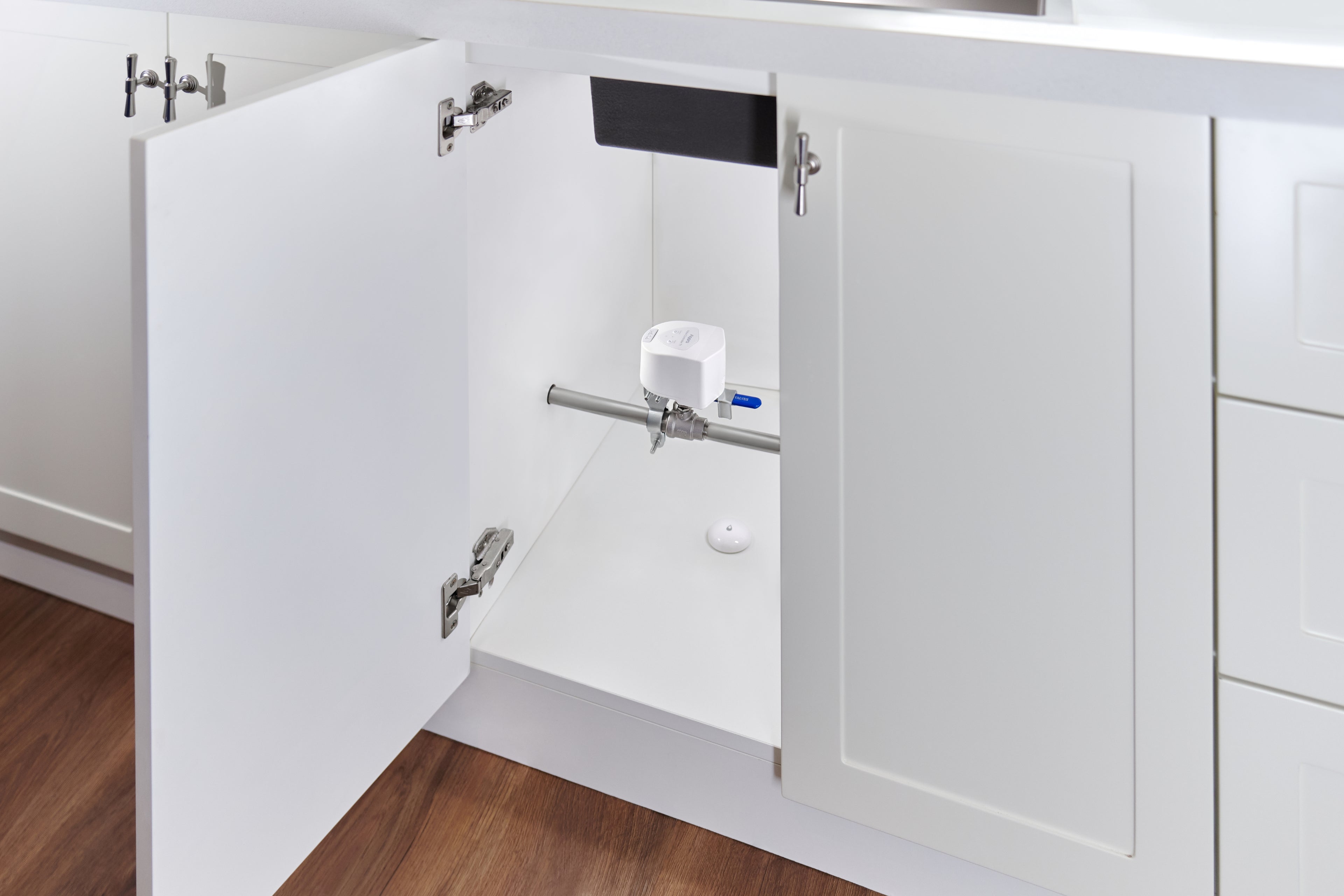 Aqara Valve Controller T1 — product shot