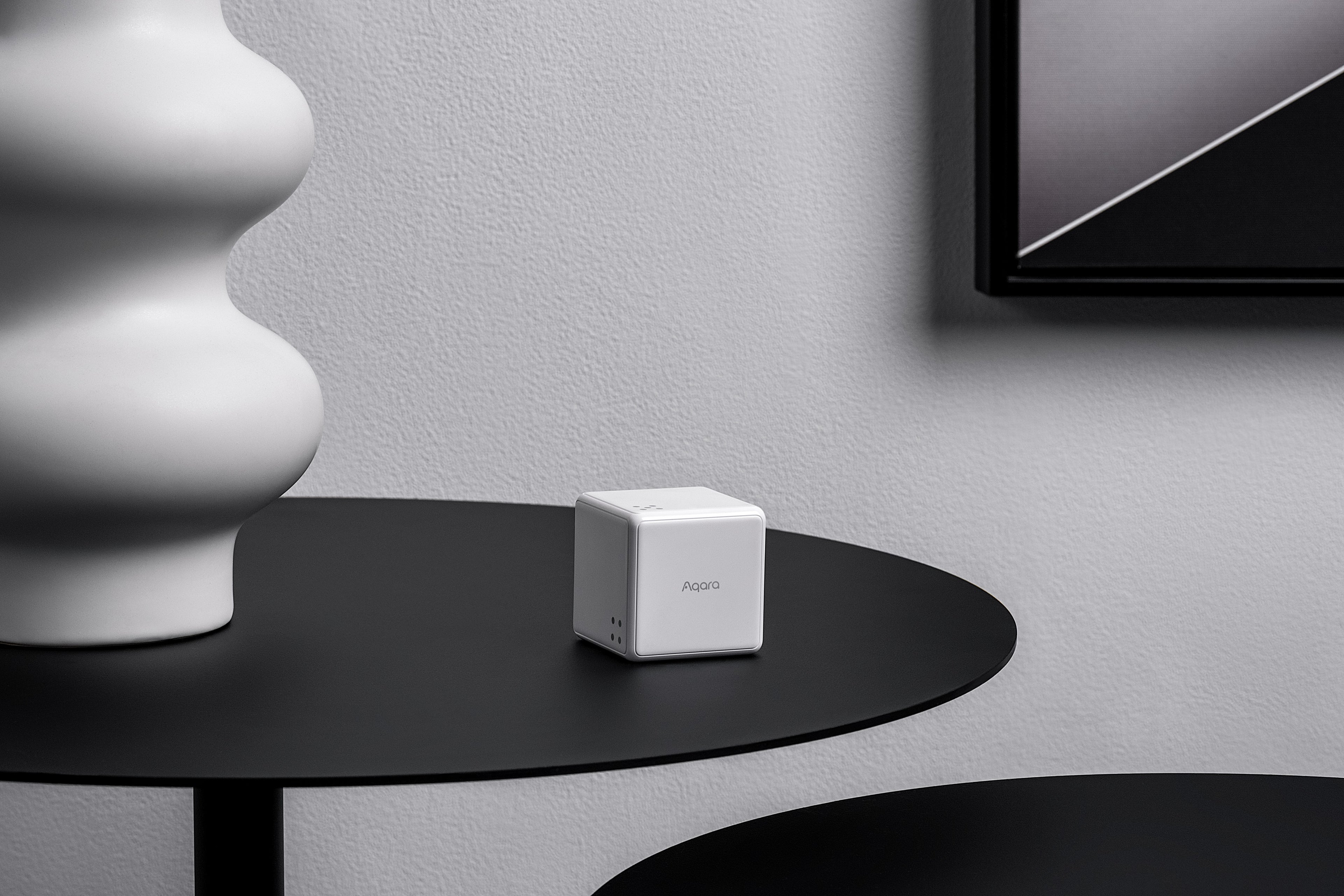 Aqara Cube T1 Pro in a smart home setting