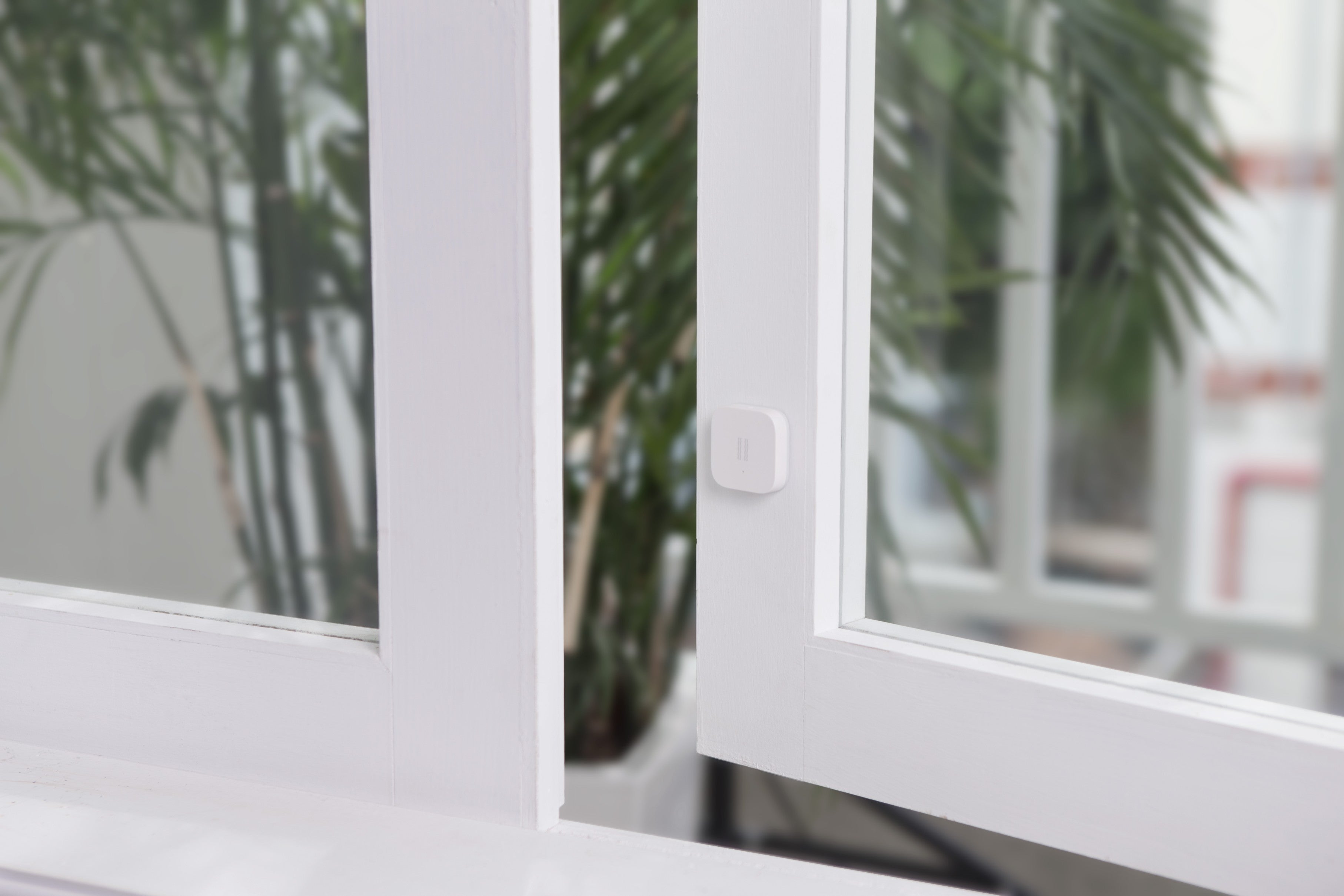 Aqara Vibration Sensor T1 in a smart home setting